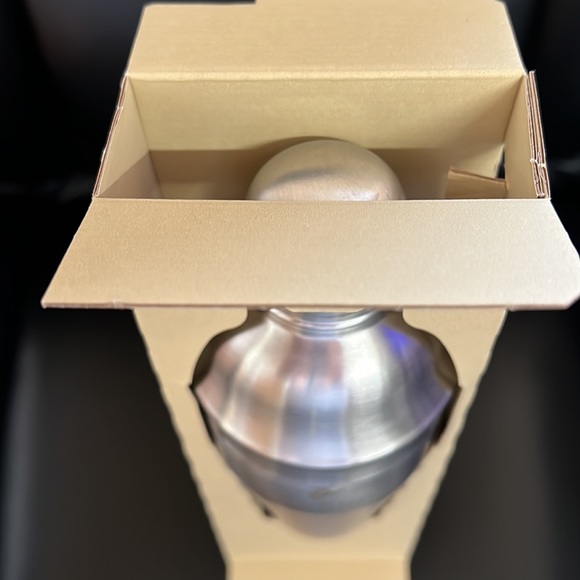 New Remy Martin Shakers - Picture 4 of 7